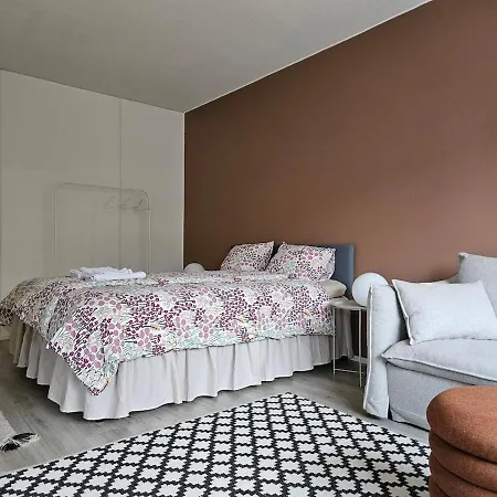 Διαμέρισμα Cozy In The Heart Of Χαμεενλίνα